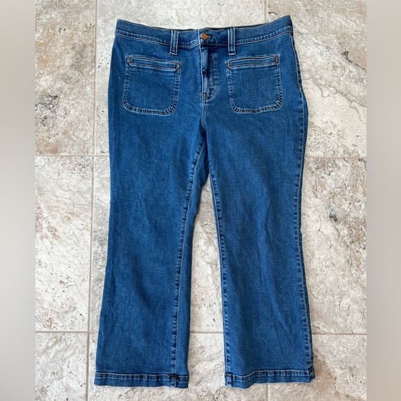 Madewell Denim - Madewell Mid-Rise Kick Out Crop Jeans, Medium Blue Elkton Wash, size 33